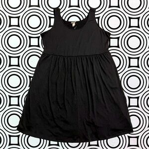 Flared Midi Sleeveless V Neck Black Dress 1X Pockets Ava & Viv New with Tags